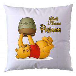 Coussin enfant personnalisé - Winnie l'Ourson fait du foot